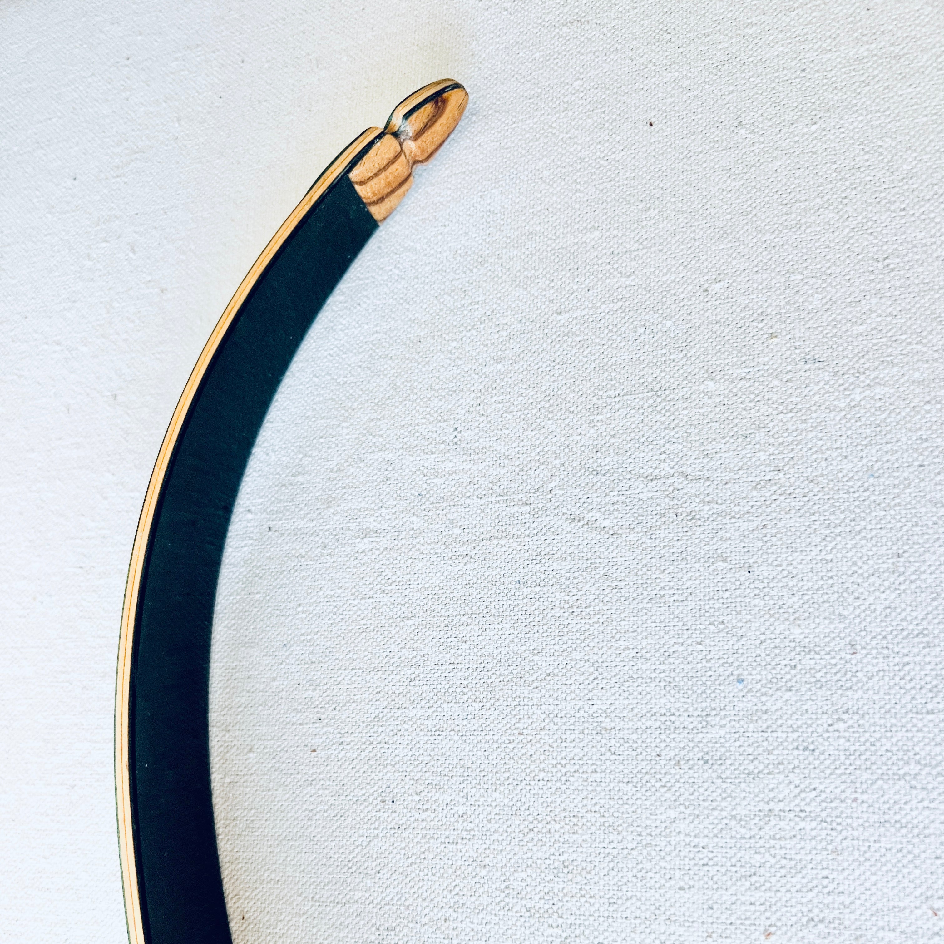 Detail of limb tip on Vintage Ben Pearson 709 Hunter Recurve Bow 58 inch length bottom
