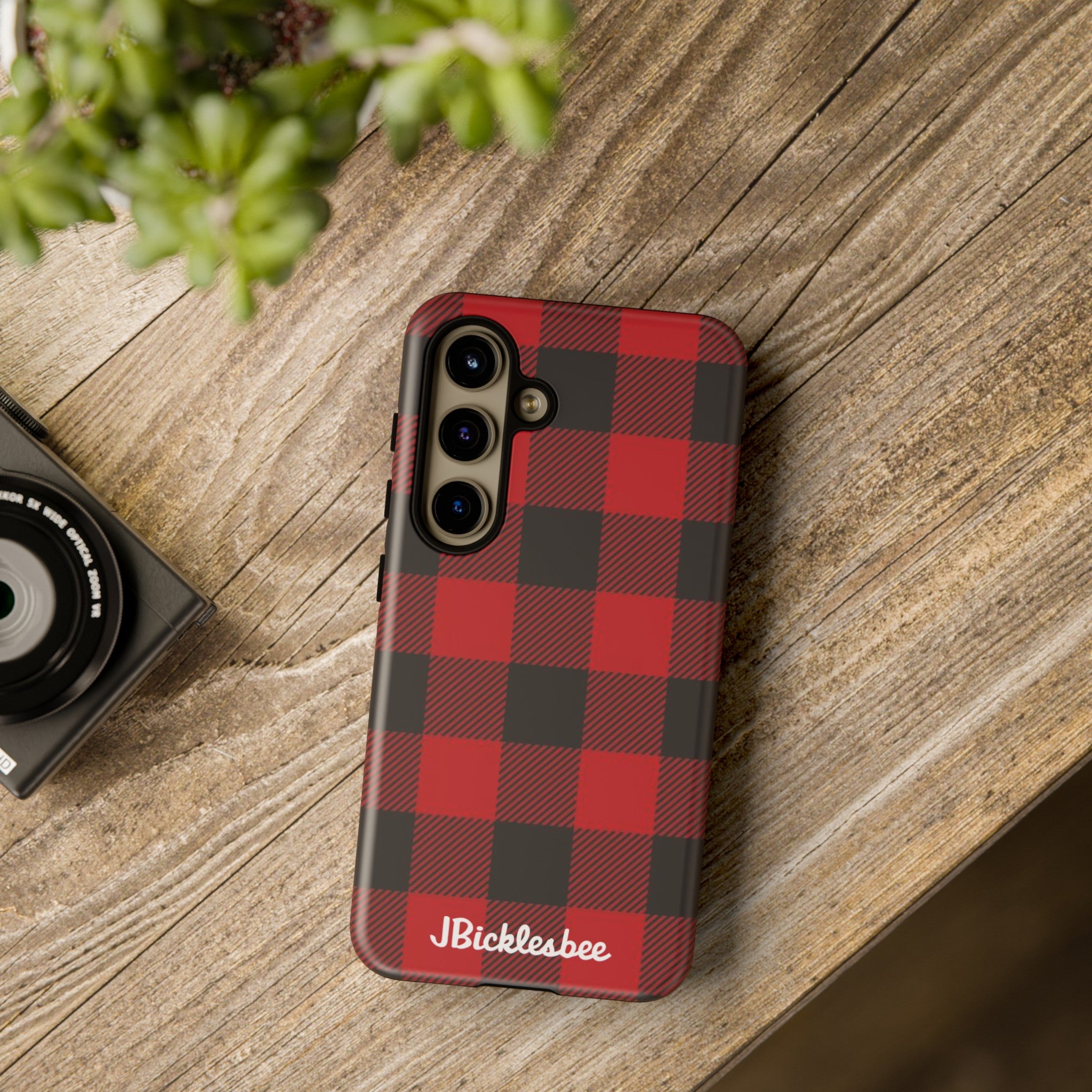 Retro Hunting Plaid Pattern Samsung Tough Case on a table