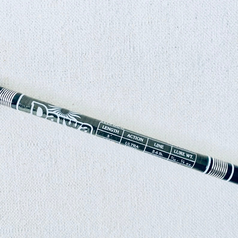 daiwa 1112bcg fishing rod Vintage Daiwa 5’ Ultralight 1119BCG 2 Piece USA Made Spinning Rod